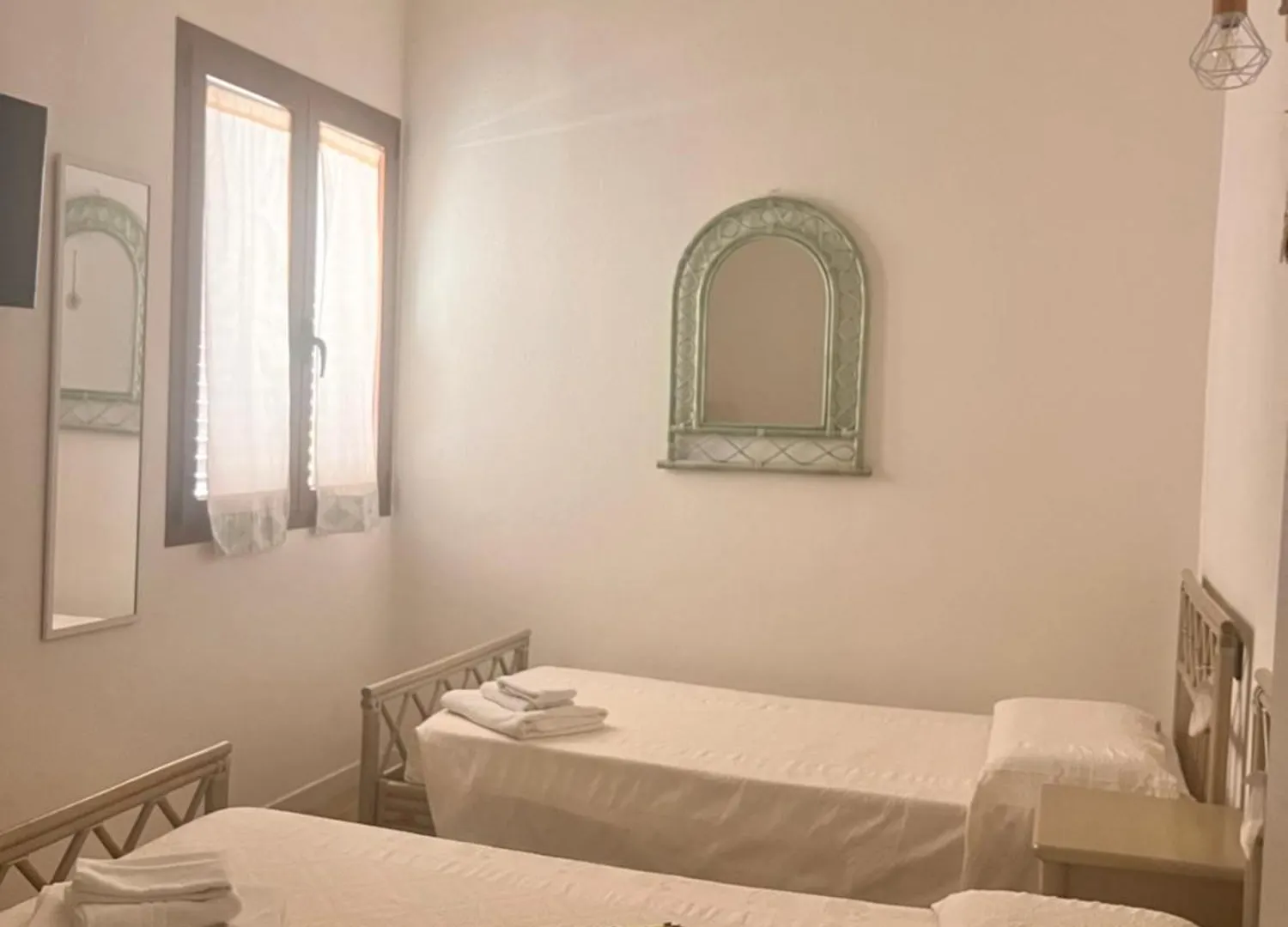 Ichnos Experience Room Villasimius Δωμάτια σε οικογενειακή κατοικία